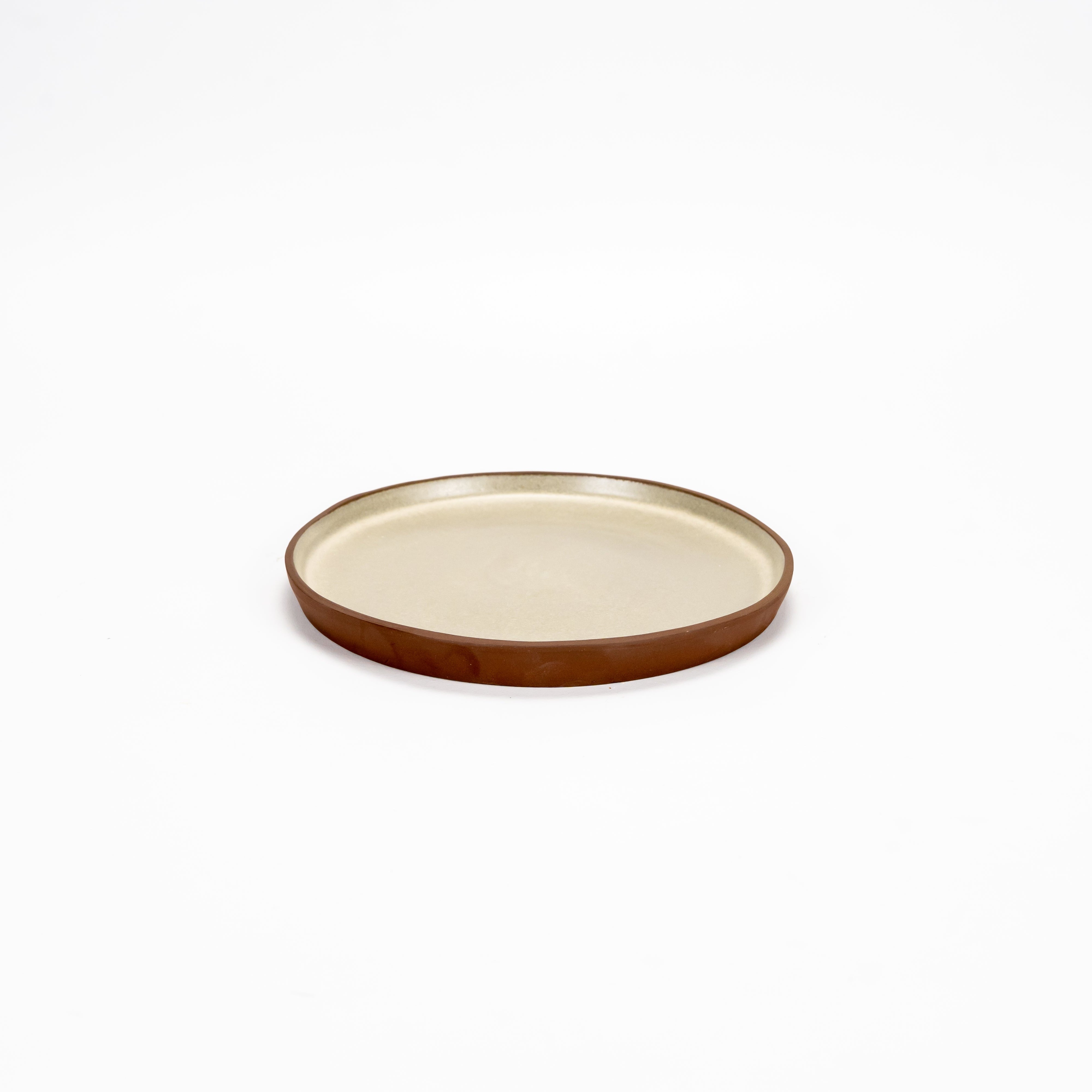 Terra Dessert Plate in Cream