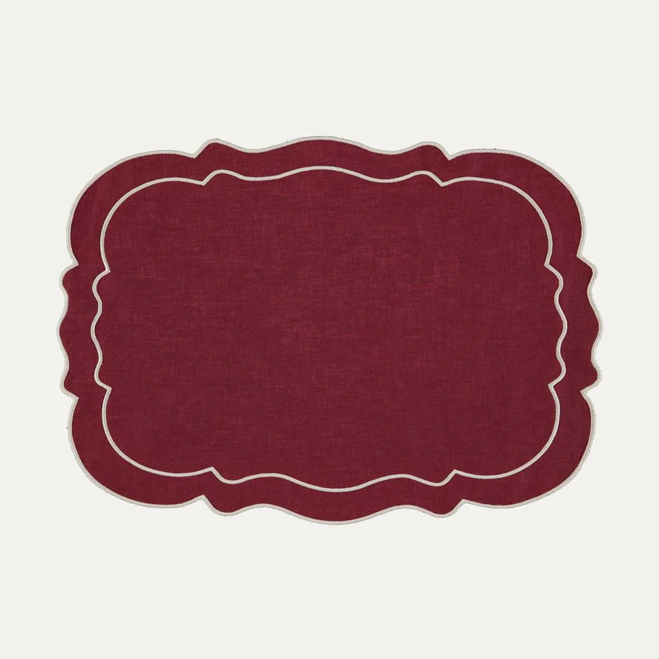 Clou Placemat in Burgundy