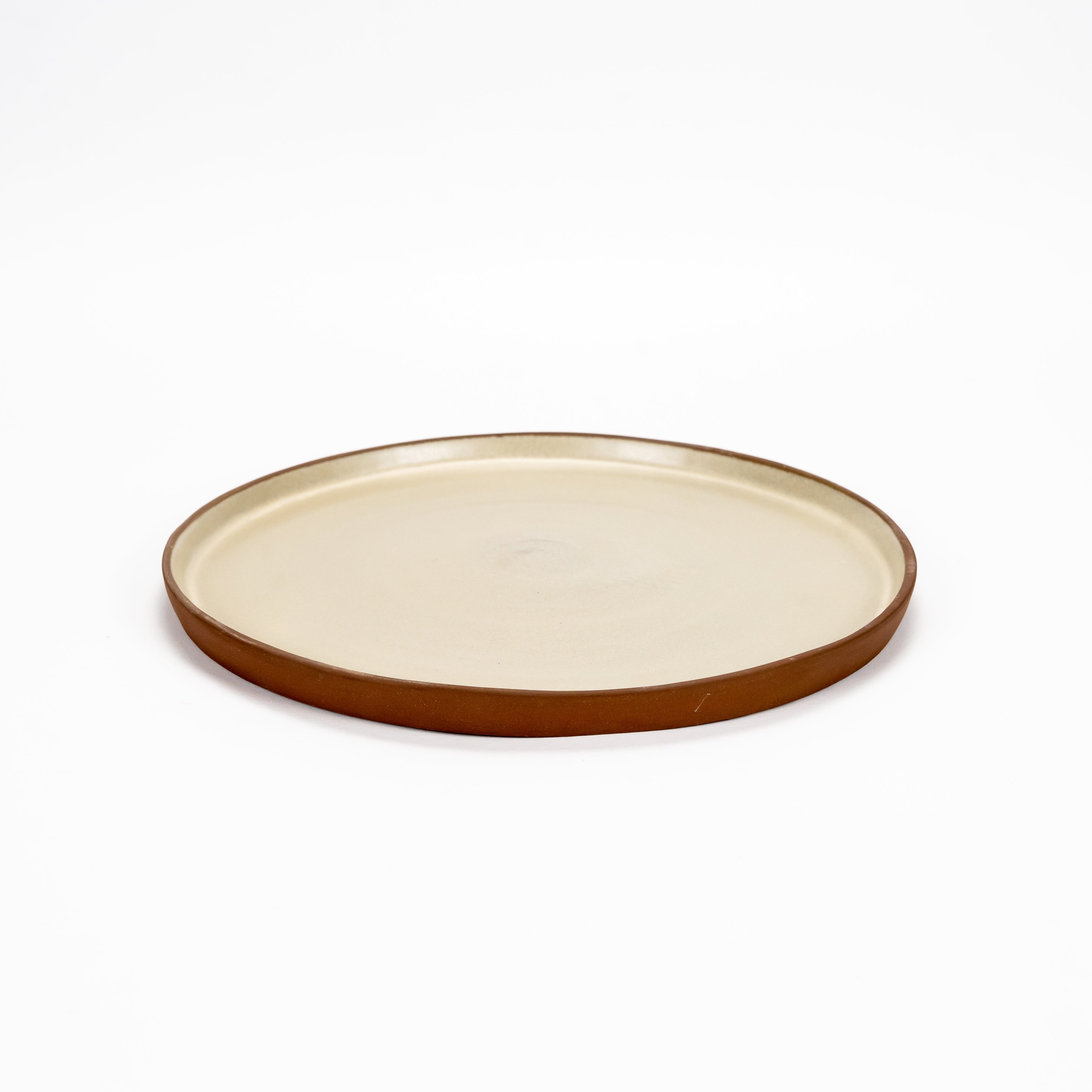 Terra Dinner Plate in Cream
